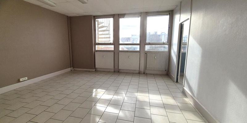 Appartement - 72 m² - 4 pièces