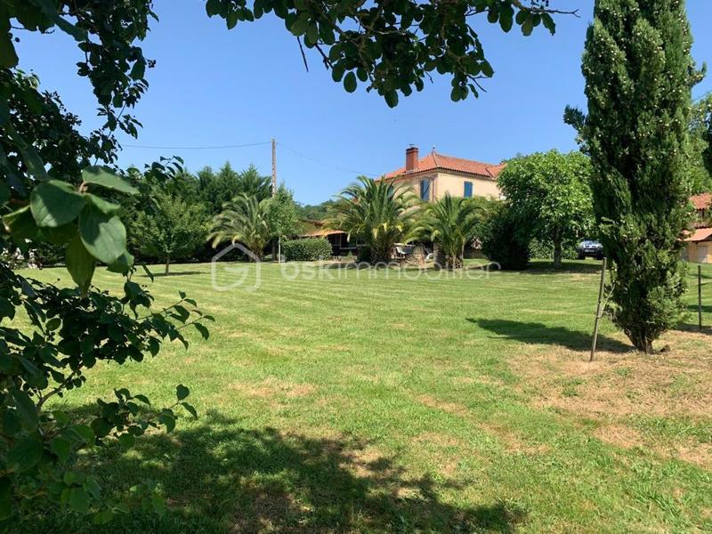 Maison - 161 m² - 4 pièces