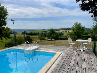 Maison - 210 m² - 9 pièces