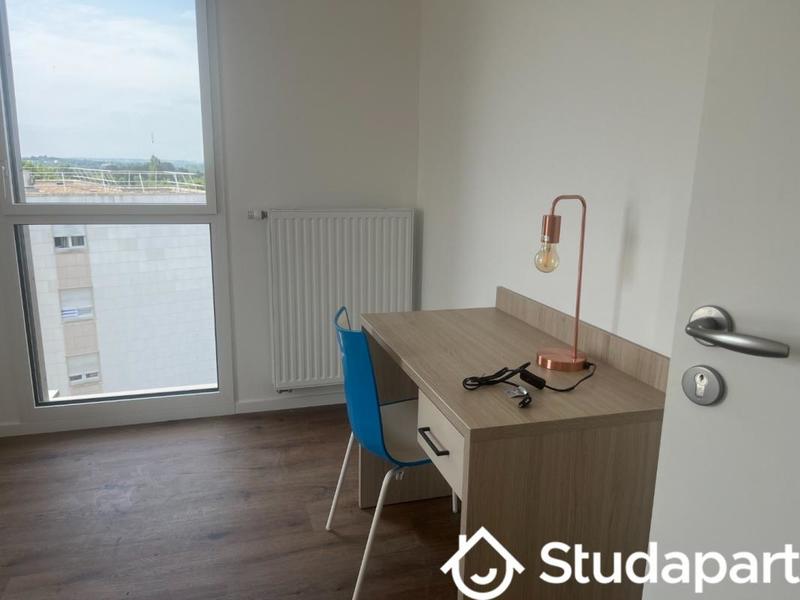 Chambre - 12 m² - 1 pièce