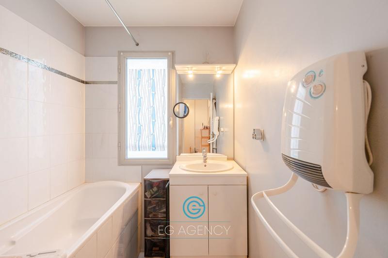 Appartement - 50 m² - 2 pièces