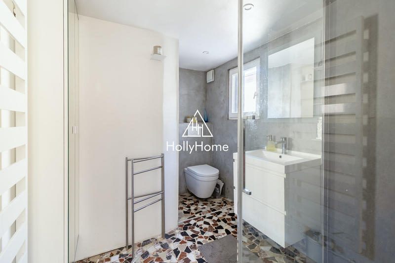 Maison - 182 m² - 5 pièces