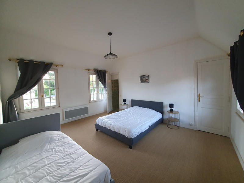 Maison - 165 m² - 7 pièces