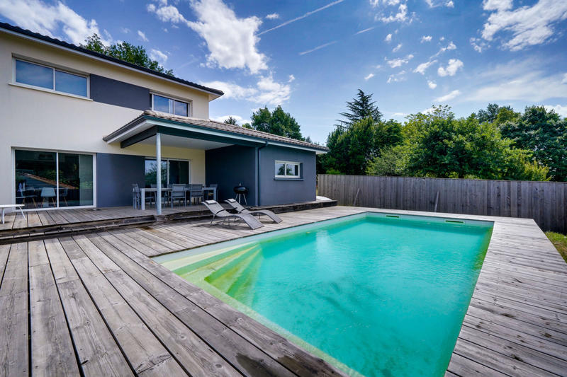 Maison - 152 m² - 5 pièces