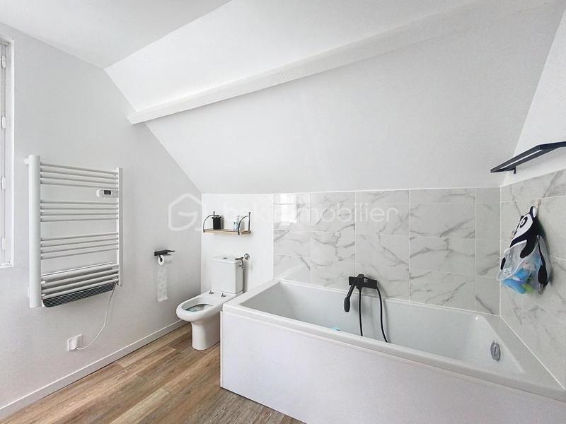 Pavillon - 85 m² - 4 pièces