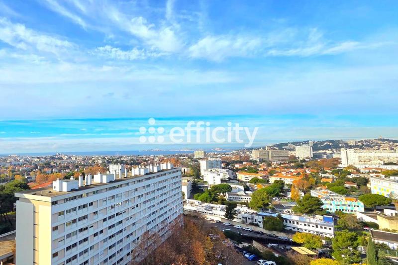 Appartement bourgeois - 121 m² - 4 pièces