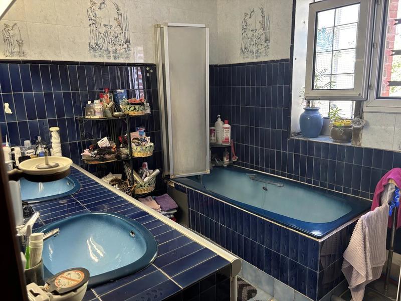 Villa - 196 m² - 7 pièces