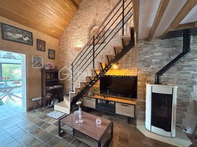 Maison - 120 m² - 6 pièces