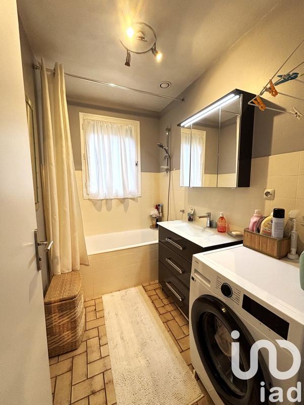 Maison - 98 m² - 5 pièces