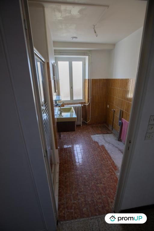 Maison - 198 m² - 11 pièces