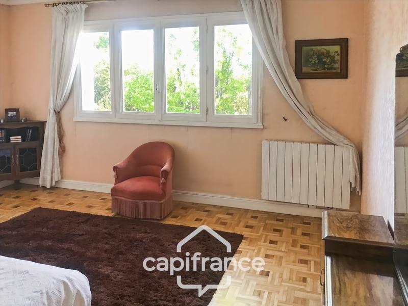 Villa - 280 m² - 9 pièces