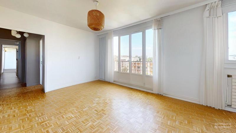 Appartement - 99 m² - 4 pièces