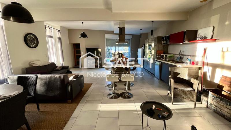 Maison - 429 m² - 10 pièces