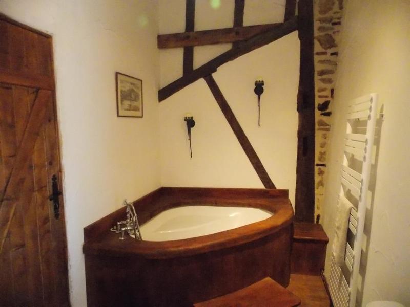 Maison en pierre - 290 m² - 9 pièces