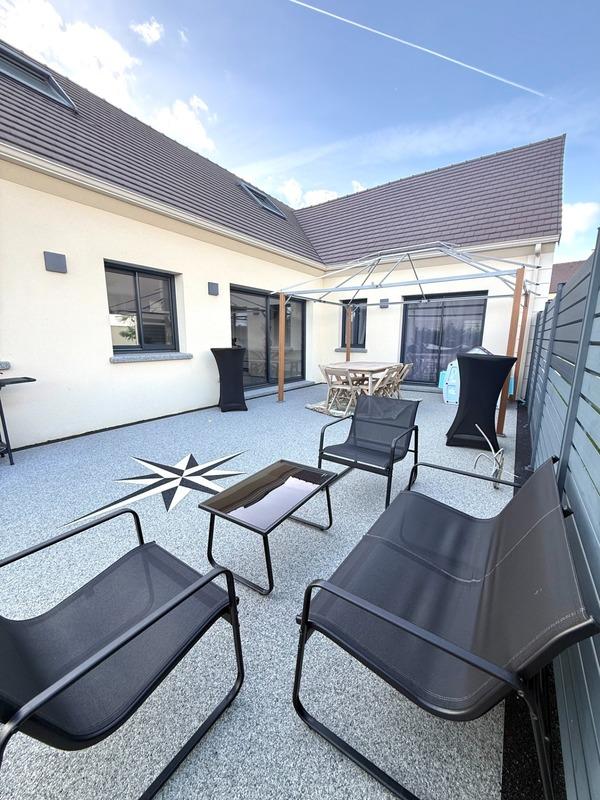 Maison - 193 m² - 7 pièces