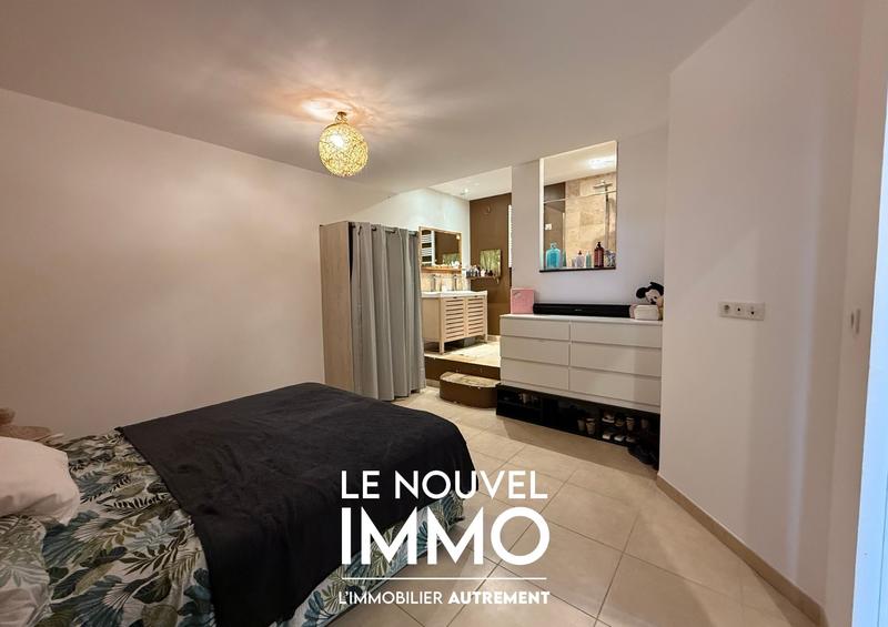 Appartement - 75 m² - 2 pièces