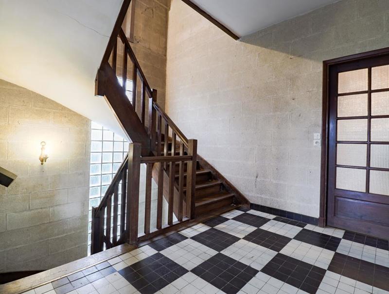 Maison - 298 m² - 9 pièces