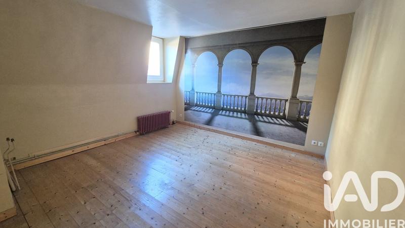 Maison - 198 m² - 8 pièces