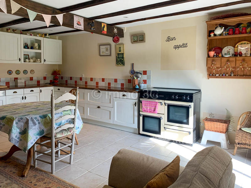 Maison en pierre - 131 m² - 4 pièces