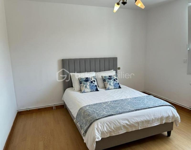 Maison de ville - 167 m² - 8 pièces