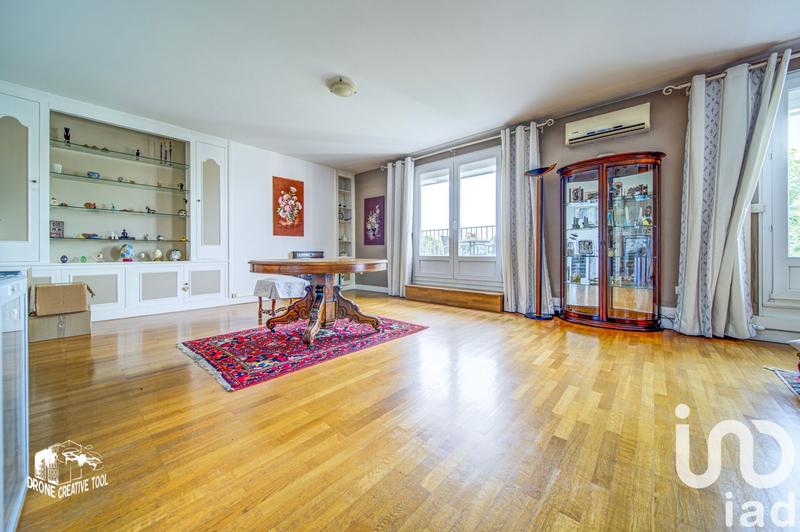 Appartement - 146 m² - 7 pièces