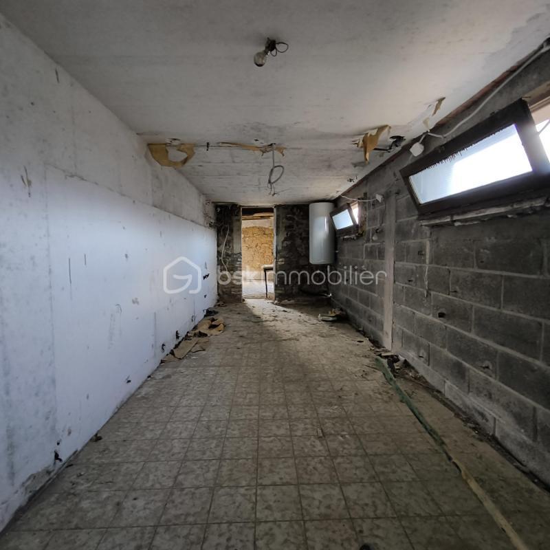 Maison - 230 m² - 7 pièces