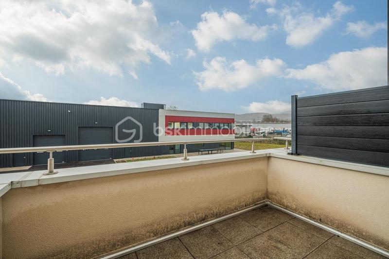 Maison jumelée - 90 m² - 4 pièces