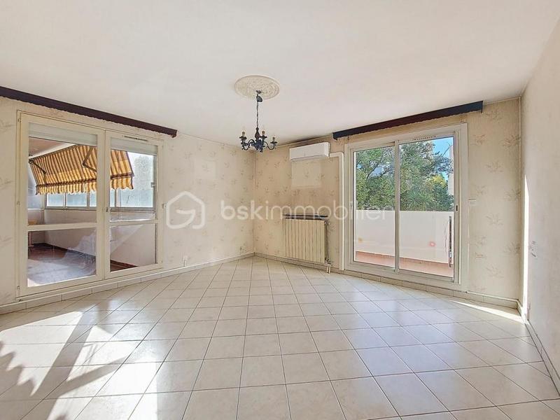 Appartement - 85 m² - 4 pièces