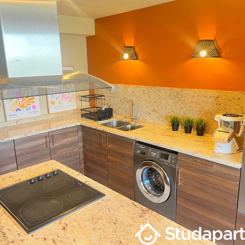 Chambre - 13 m² - 1 pièce