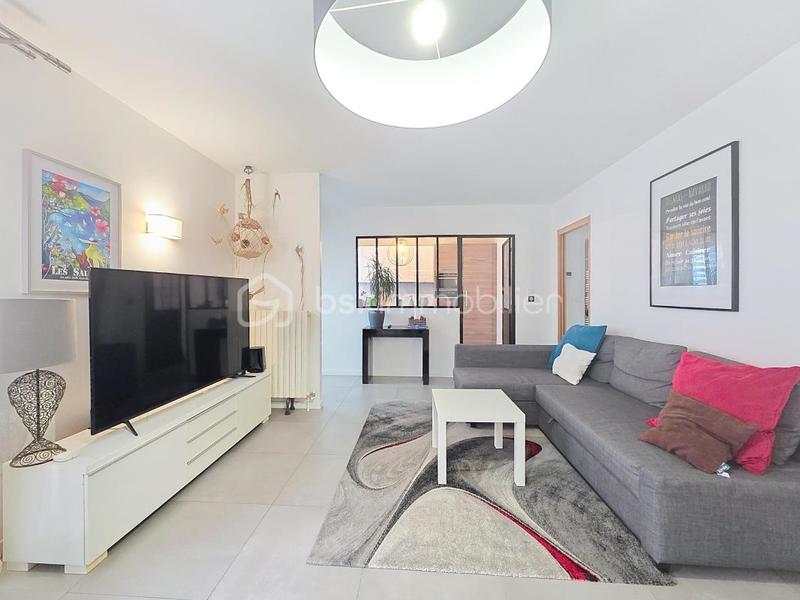 Maison - 193 m² - 8 pièces