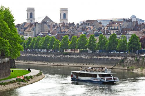 Bateau de Besançon le Vauban
