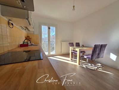 Appartement - 88 m² - 5 pièces