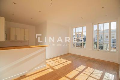 Appartement - 100 m² - 4 pièces