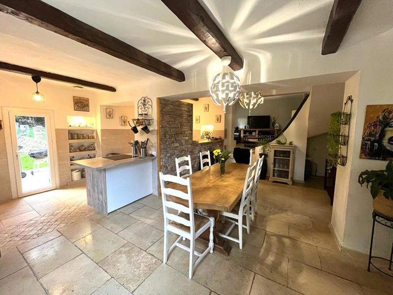 Villa - 191 m² - 7 pièces