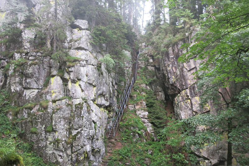 Club Vosgien : le sentier des Hirschsteine