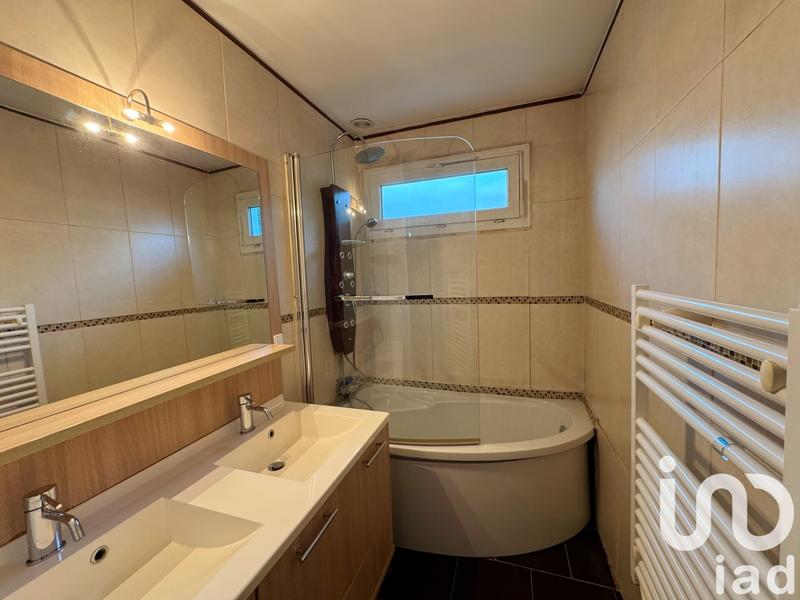 Maison - 102 m² - 4 pièces