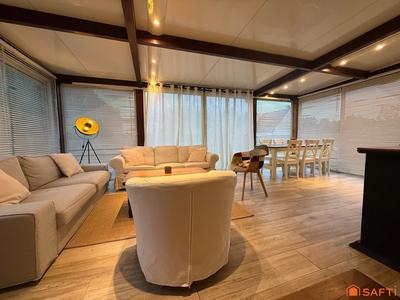 Maison - 151 m² - 7 pièces