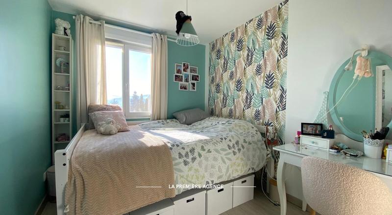 Maison - 94 m² - 5 pièces