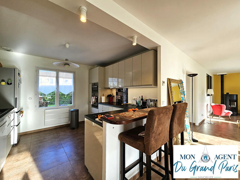 Maison - 160 m² - 7 pièces