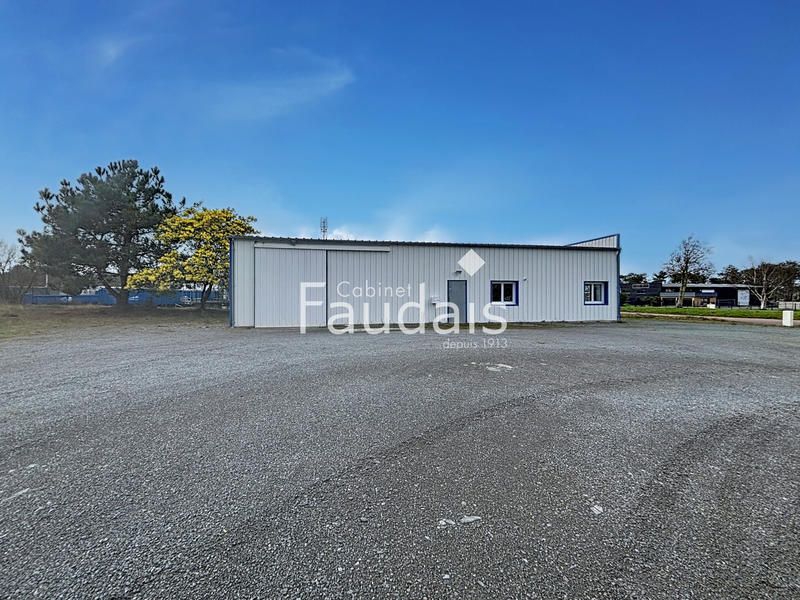 Local d'activités - 200 m²