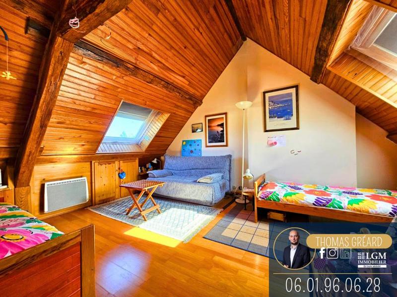 Maison - 180 m² - 6 pièces