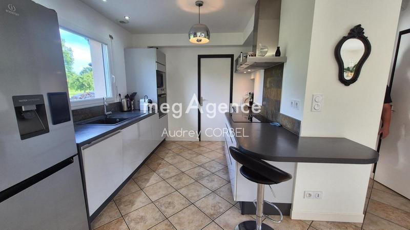 Maison - 97 m² - 5 pièces