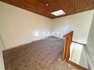 Maison - 196 m² - 8 pièces