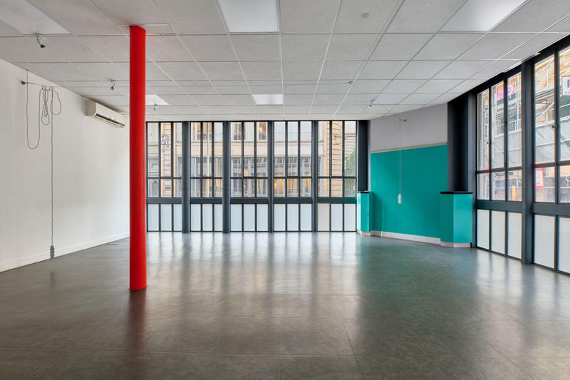 Local commercial - 291 m²