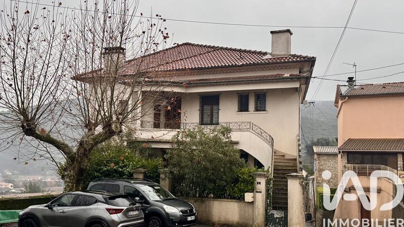 Maison de maîtres - 402 m² - 13 pièces