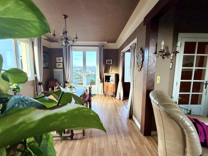 Maison - 100 m² - 5 pièces