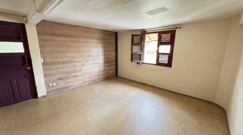 Maison - 195 m² - 9 pièces