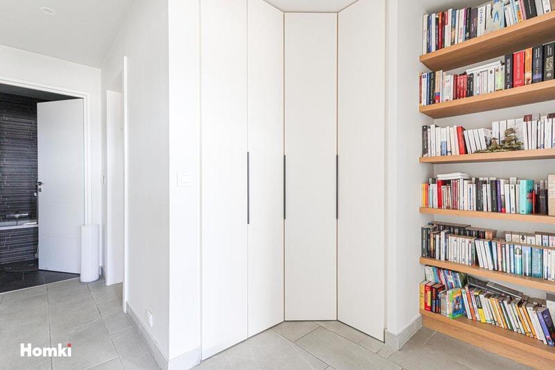 Appartement - 101 m² - 4 pièces