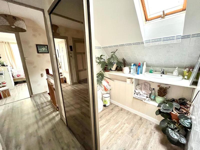 Maison - 205 m² - 8 pièces