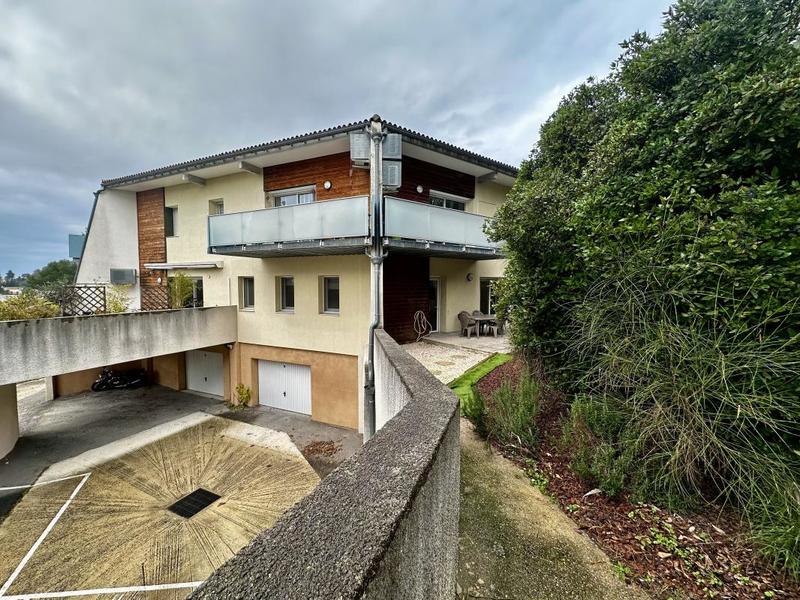 Appartement - 88 m² - 4 pièces